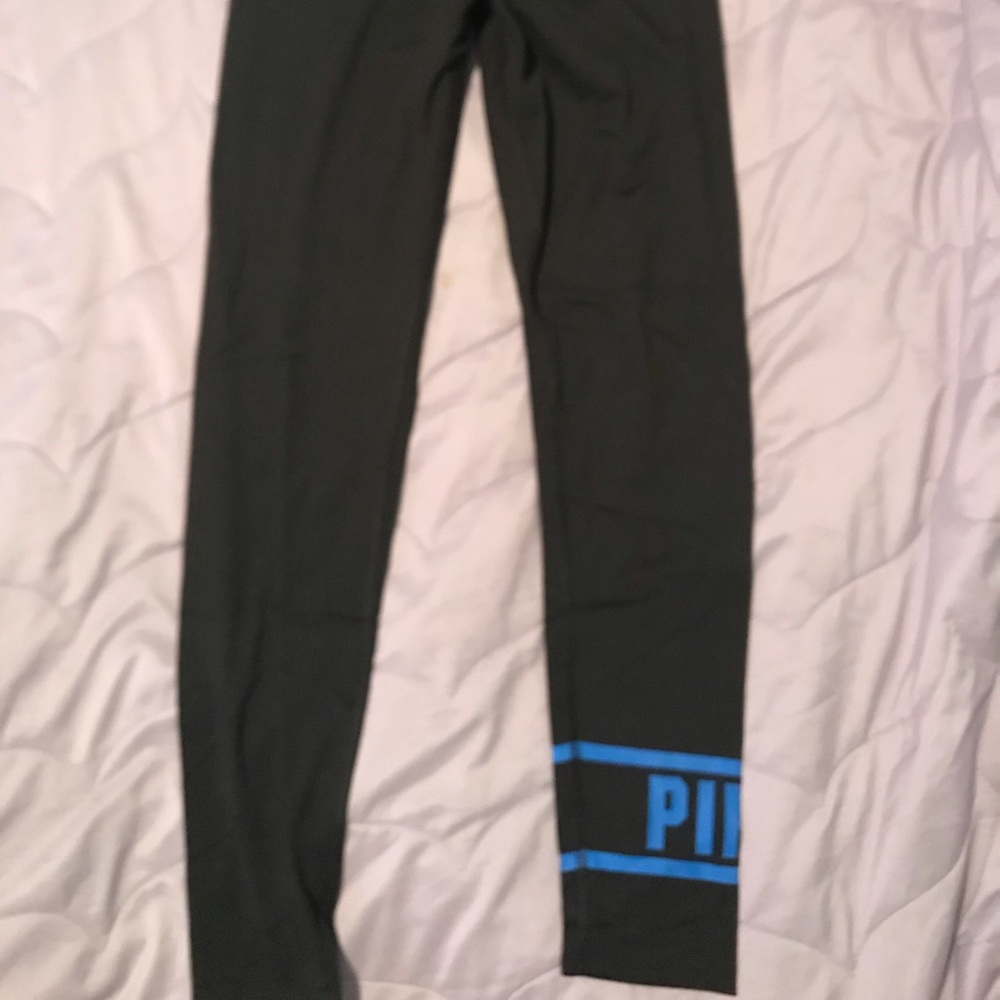Reversible VS Pink leggings
